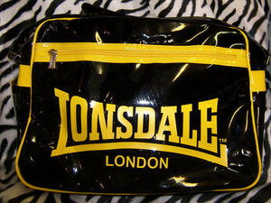 Bolso negro y amarillo